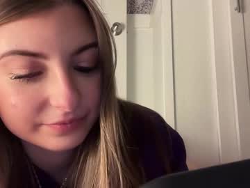 fantasyella's chat room