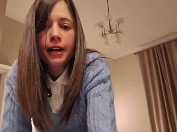 newchloe18's chat room