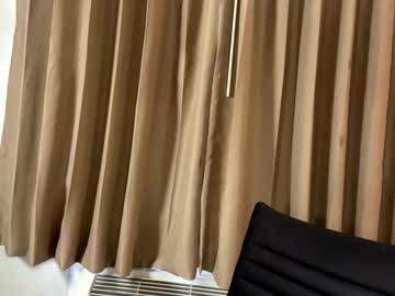 deepthroatqueen33's chat room