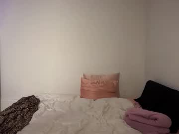 kendallmonroee's chat room