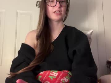 fantasyella's chat room