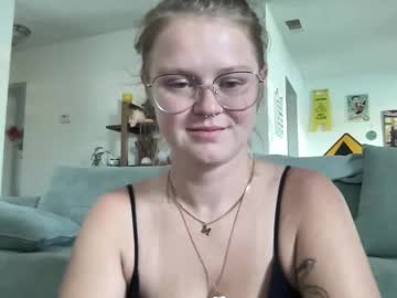 madlymads's chat room