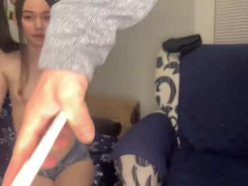 manicpixiedreamfrog's chat room