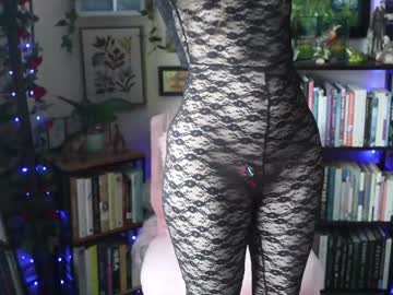 ellynaomi's chat room