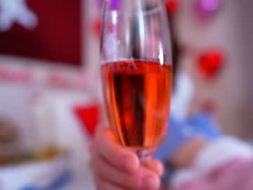 newchloe18's chat room