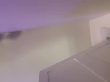 yungnotinnocent's chat room