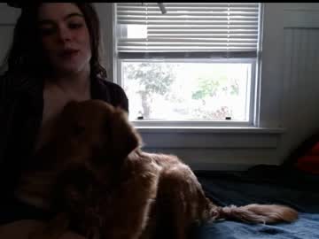 rosegold18's chat room