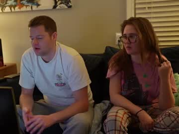 peachespunkins's chat room