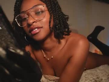jada_valentine's chat room