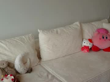 emilyybarely's chat room