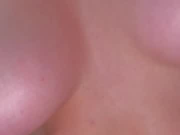 wet_nympho's chat room