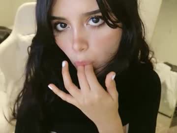 elisparadisex's chat room