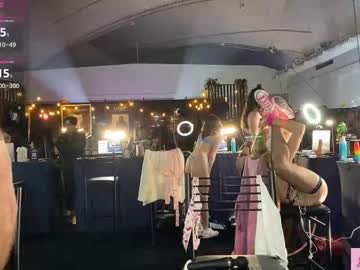 maevemads's chat room