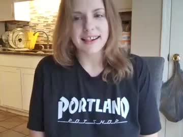 tinywithtiddies's chat room