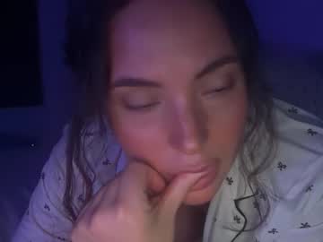 pollyyypocket's chat room