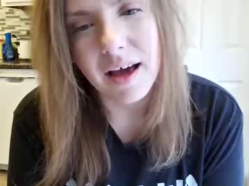 tinywithtiddies's chat room