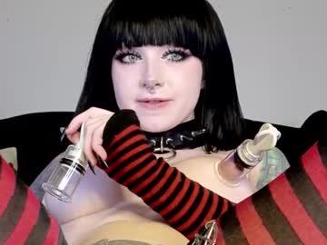 ivey_strigoi's chat room