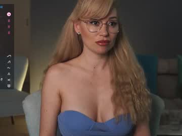 vanessa_de_ville's chat room