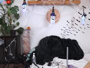 serareads's chat room