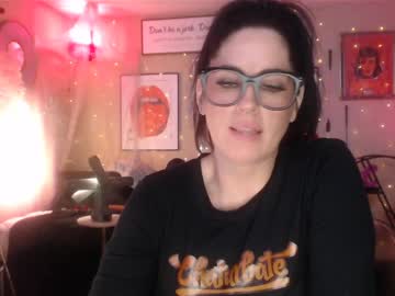 milf_lacey's chat room