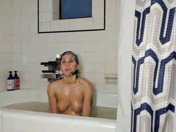 babywolfies's chat room