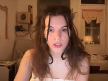 sky_lounge's chat room