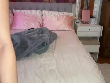 mayaxclarke's chat room