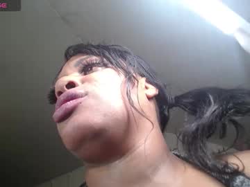 bigthickgirl35's chat room