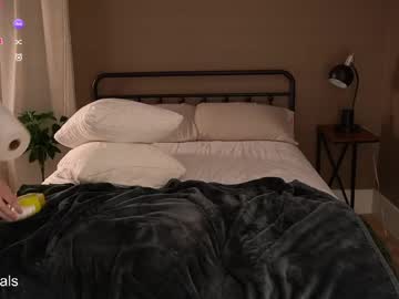 reign_rellic_'s chat room