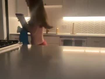 summerclarkee's chat room