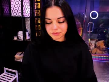 alma_pearl's chat room