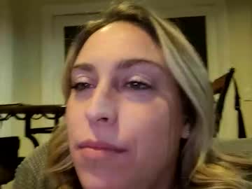 alyjeanne0420's chat room