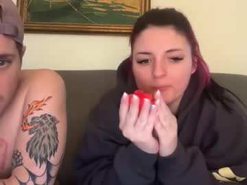 sexycouple41110's chat room