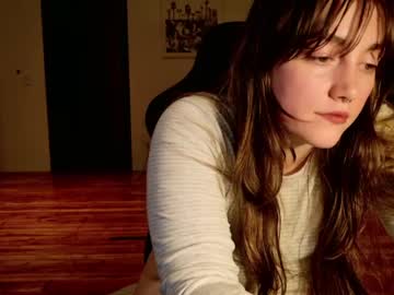 clover_tully's chat room