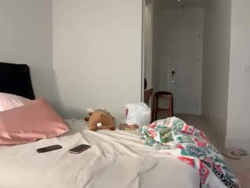 kendallmonroee's chat room