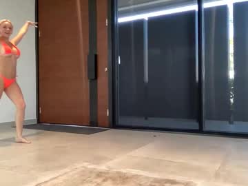 lolasinclairr's chat room