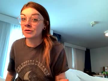 intothewoodswego's chat room