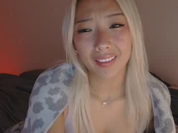 vivianwinters's chat room