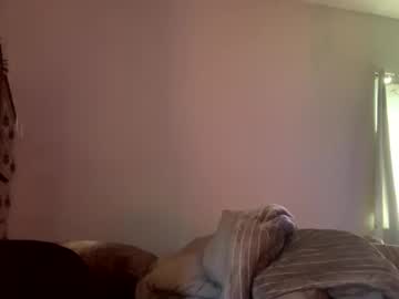 intothewoodswego's chat room