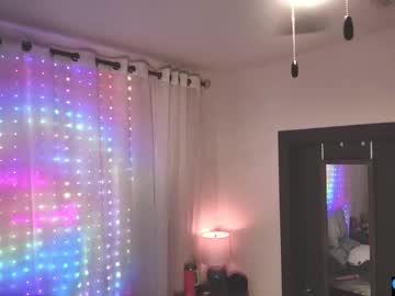 wanderlustfansinfo's chat room