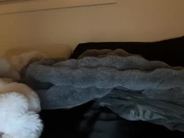 chloeros3e's chat room