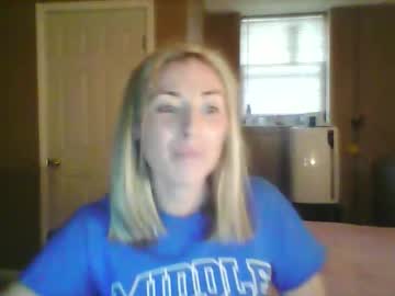 bubblesxxx615xxx601's chat room