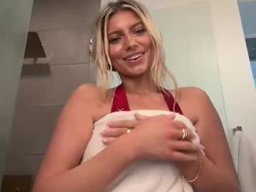 summerclarkee's chat room