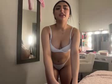 sophiasecretsx's chat room