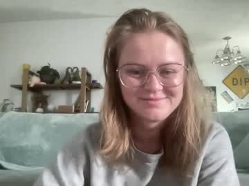 madlymads's chat room