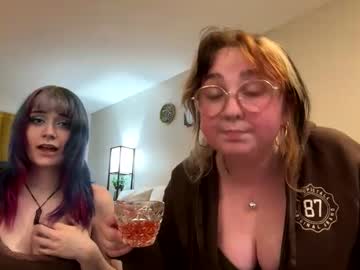 thewildwildwest's chat room