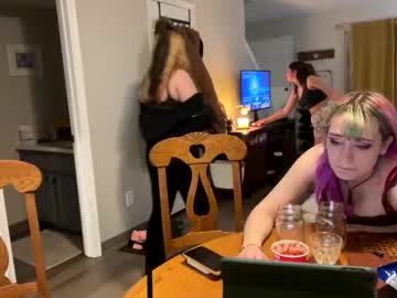 carpetmunchers's chat room