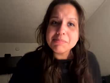 ayailaalovee's chat room