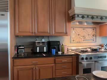 lunarose17's chat room