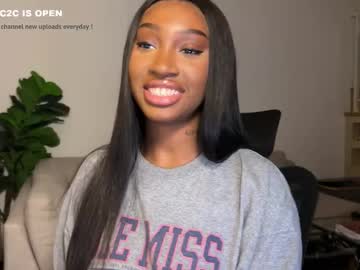 violet6xft's chat room